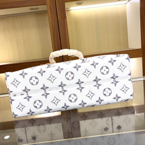 ルイヴィトンバッグ素材ディテール